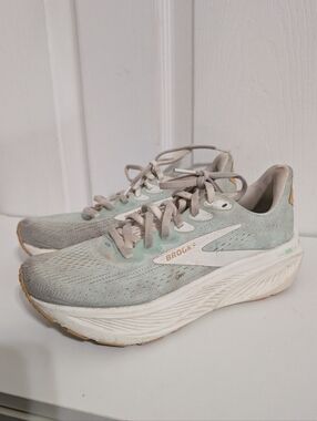 Brooks Ghost 17 Womens Size 6 Medium B Blue Heron White Green Sneakers Running